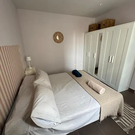 Near With Pool Apartman